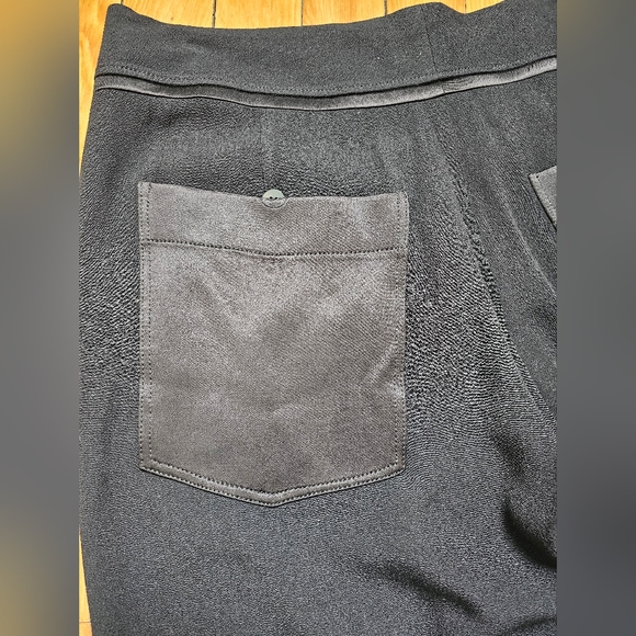 Helmut Lang pleated crop pant 6 - Picture 4 of 12